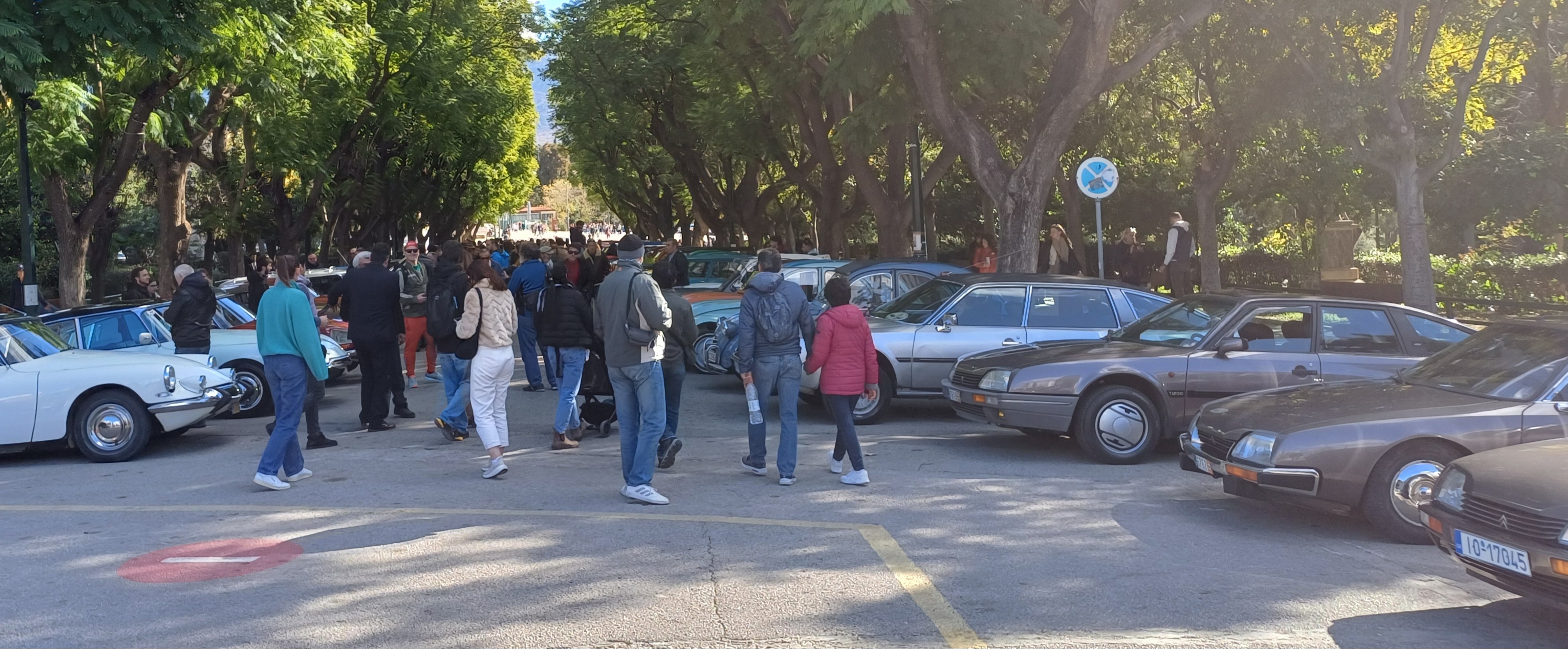 35902
