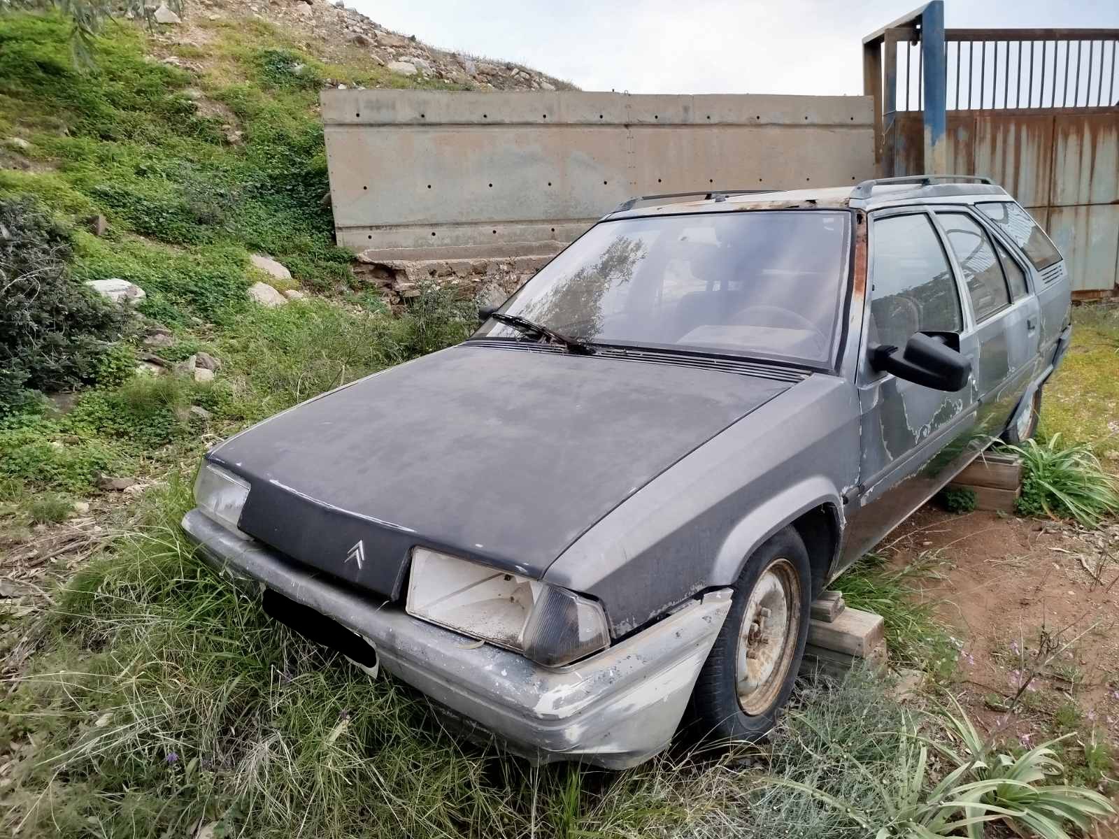 37009