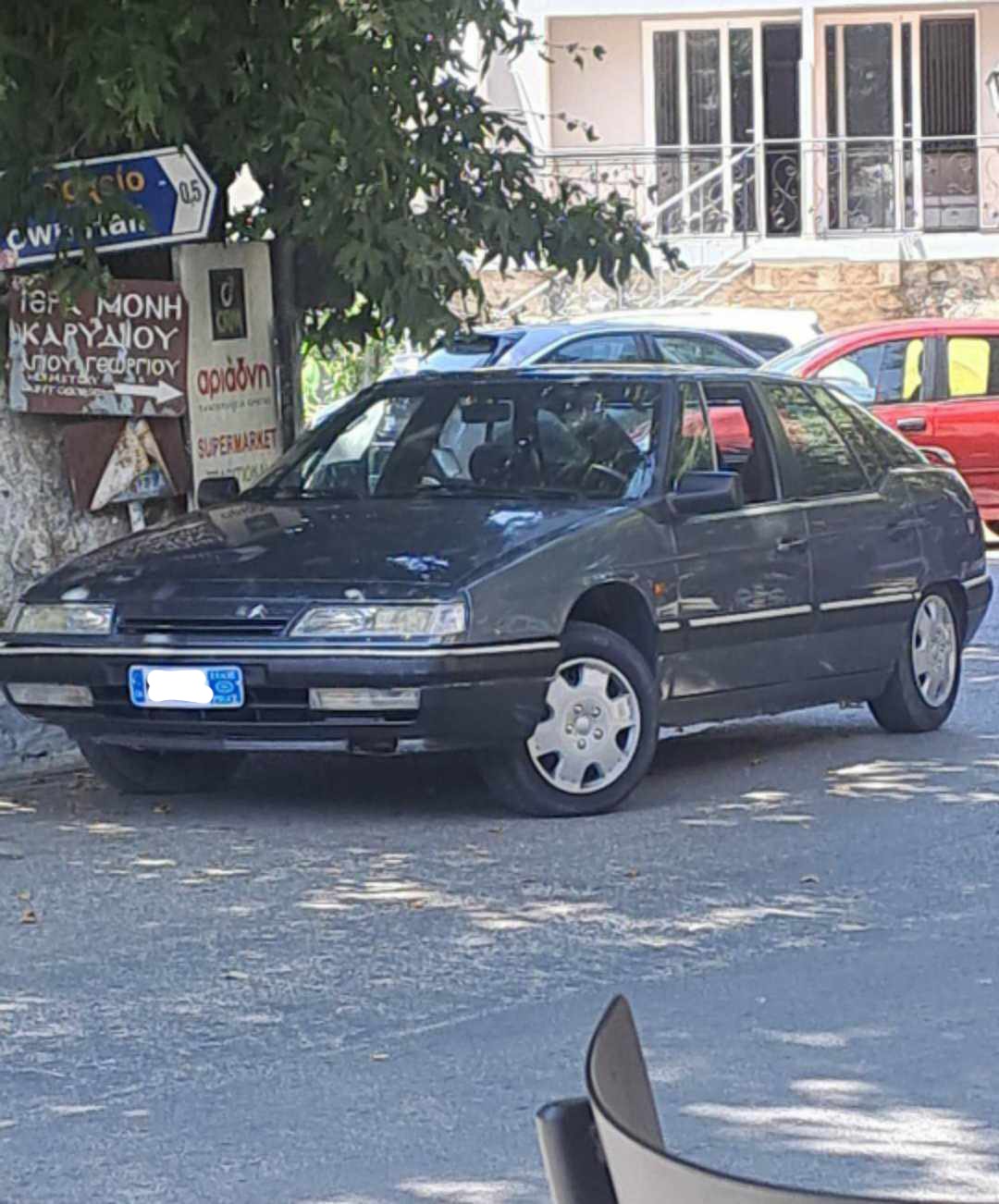 31851