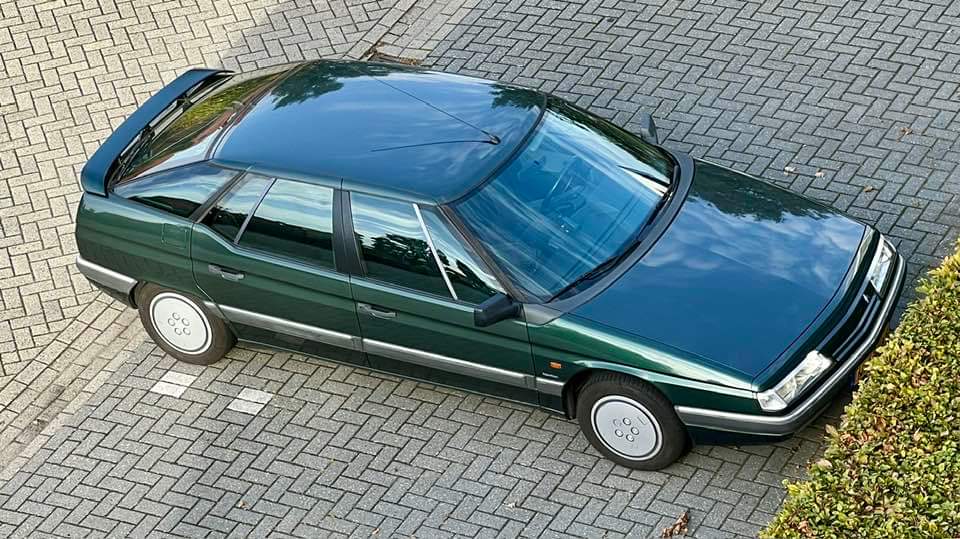 35648