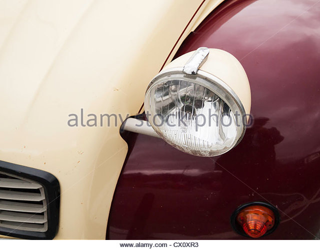 front-wing-and-headlamp-detail-on-a-1988-citroen-2cv-dolly-french-cx0xr3.jpg