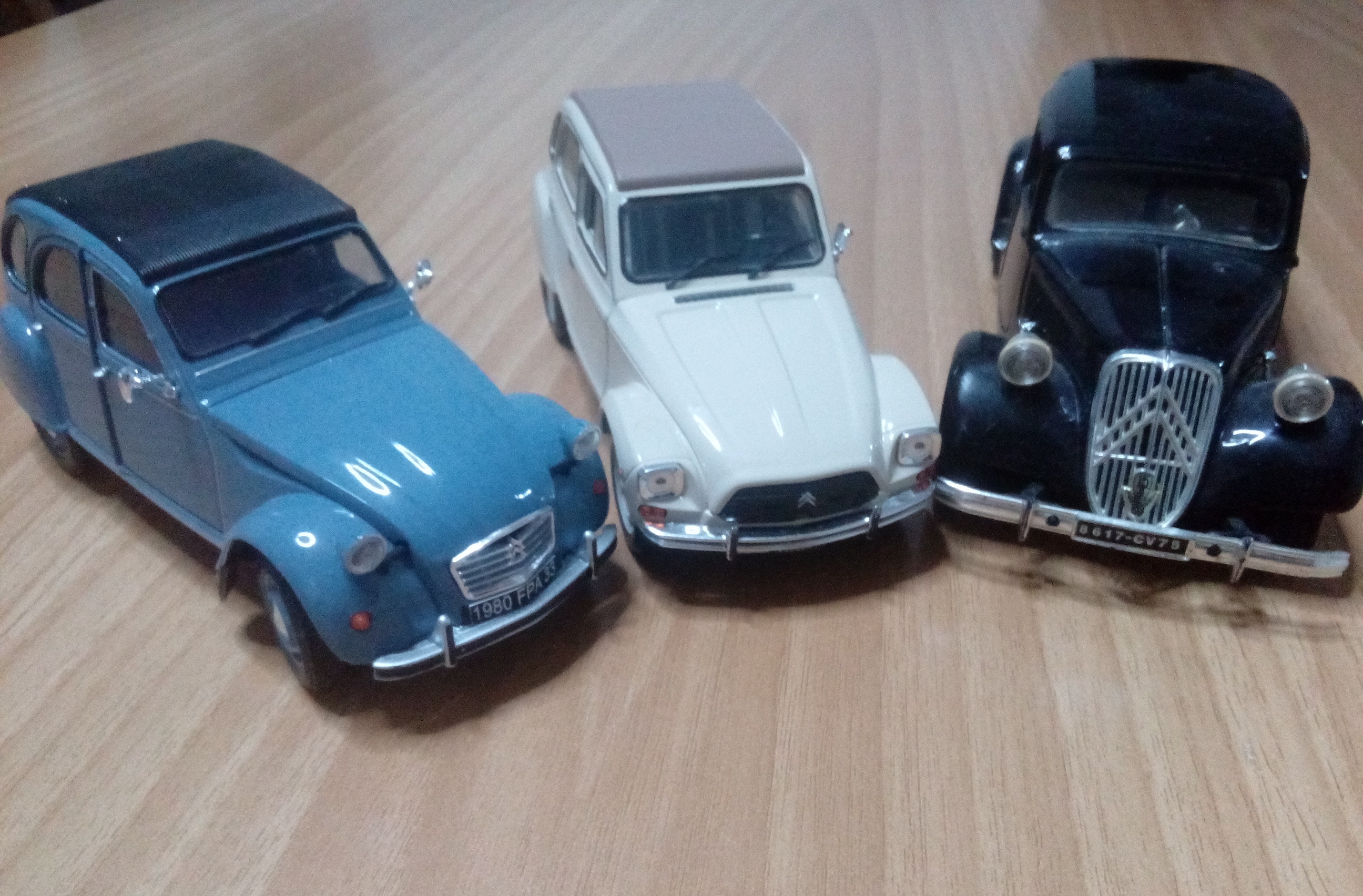 19618